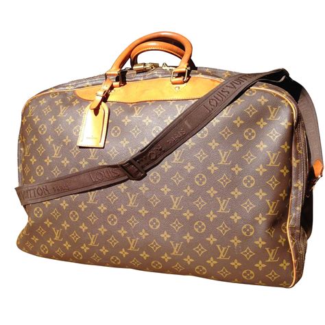 voyages extraordinaires louis vuitton|sac voyage Louis Vuitton.